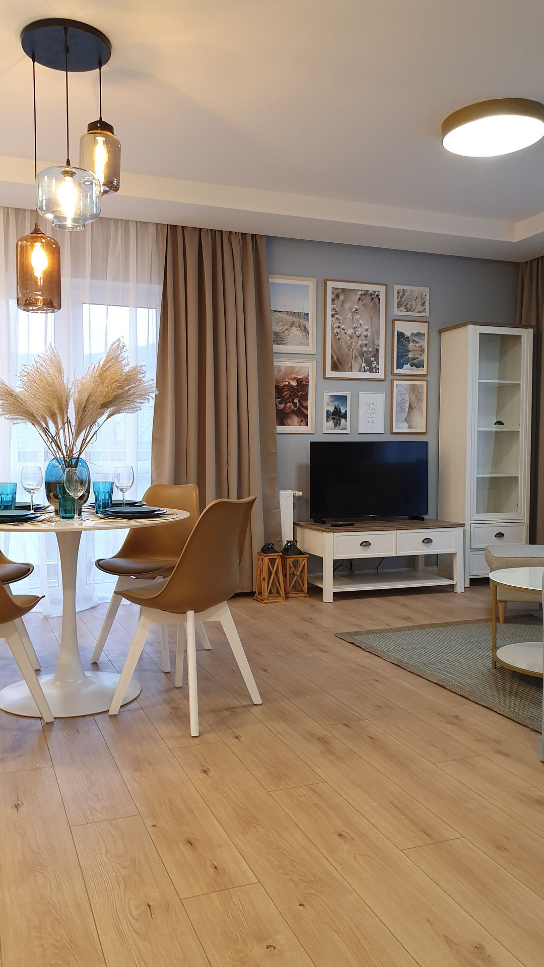 Mieszkanie wakacyjne w górach_salon_widok 10